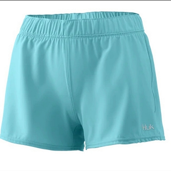 Huk Pants - HUK Ashley Performance Quick-Drying Shorts Blue Radiance Women's Medium